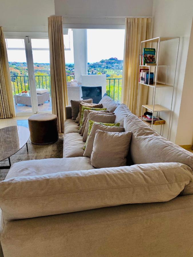 Luxury 3 Bedroom House At La Quinta Golf Course Ocean And Mountain View Benahavis Exterior photo