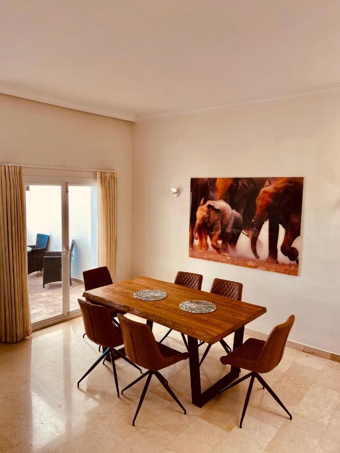 Luxury 3 Bedroom House At La Quinta Golf Course Ocean And Mountain View Benahavis Exterior photo