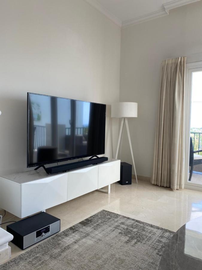Luxury 3 Bedroom House At La Quinta Golf Course Ocean And Mountain View Benahavis Exterior photo